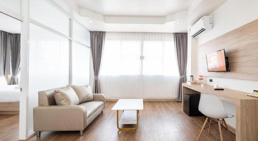 B2 Phitsanulok Boutique & Budget Hotel Exterior photo